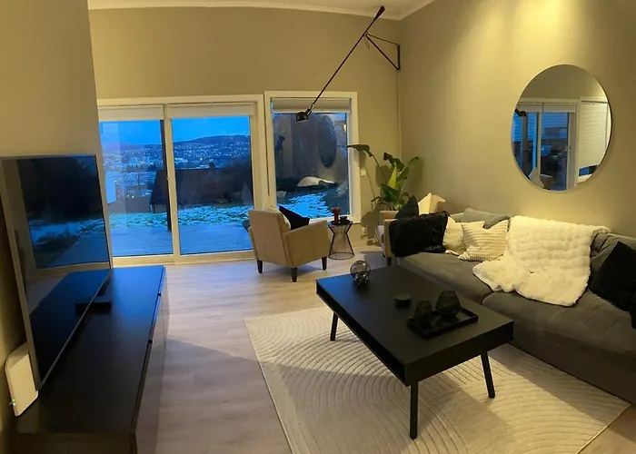 Lägenhet Modern With Stunning View Over