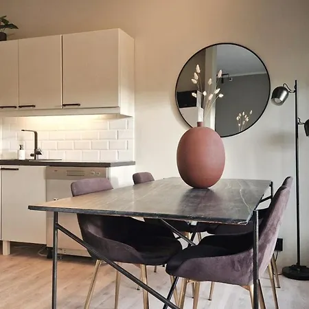 Modern With Stunning View Over Leilighet *